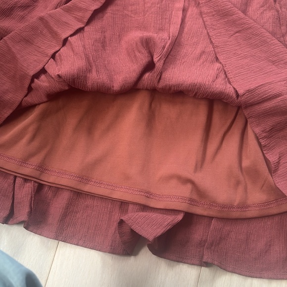 Listicle Ruffled Skirt - Picture 3 of 3